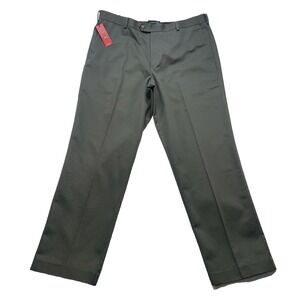 NWT Dockers Premium Relaxed Fit 'Never Iron'  Dress Khakis Men Sz 36x32 MSRP $70